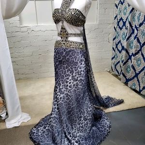 NEW MNM Couture size 6